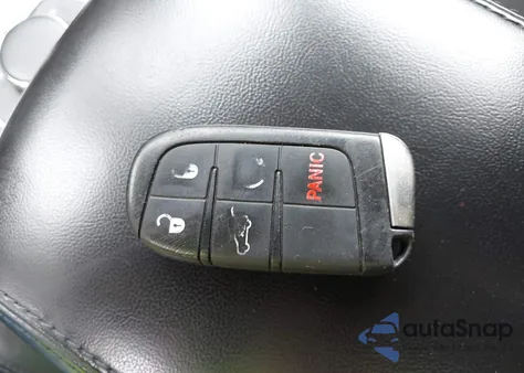 2019 Jeep Grand Cherokee Limited 4X4 z USA, uszkodzony, nr VIN 1C4RJFBG5KC773081